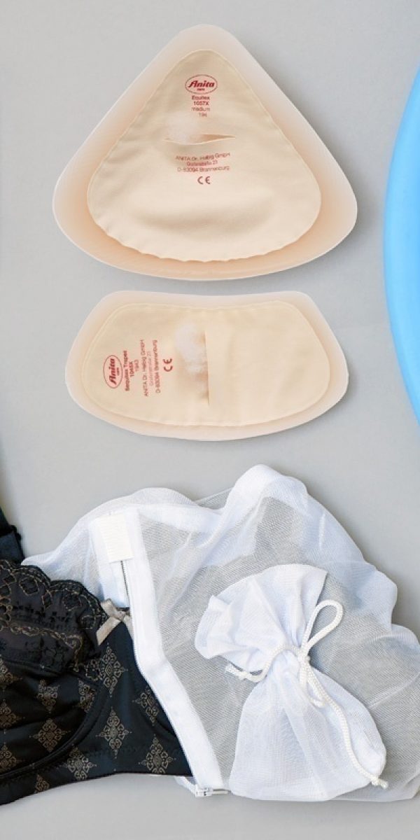 Anita-care-protheses-mastectomy-bra-Mila-Wasching-small
